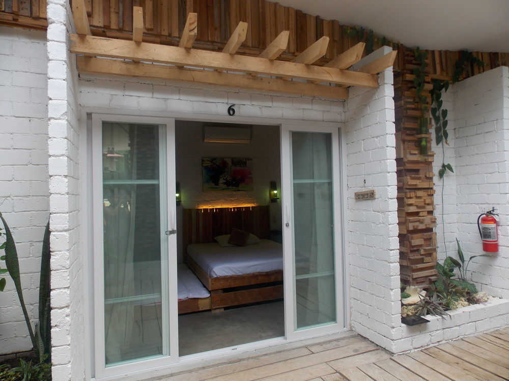 Serviced Apartments By Eco Hotel Bohol Panglao Exterior photo