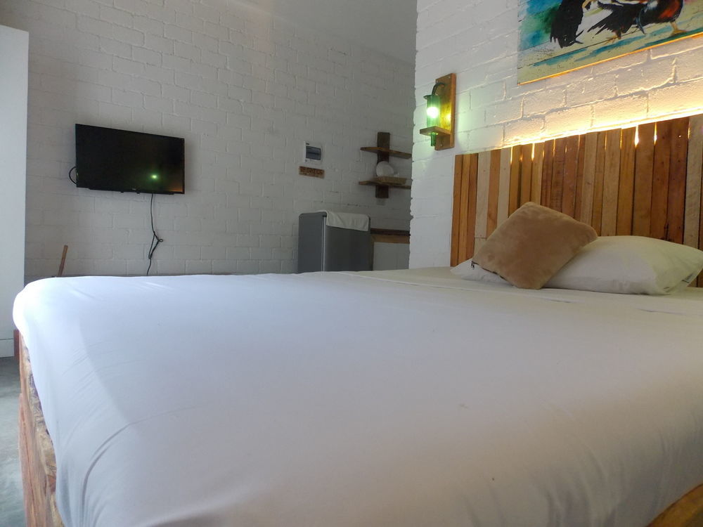 Serviced Apartments By Eco Hotel Bohol Panglao Exterior photo