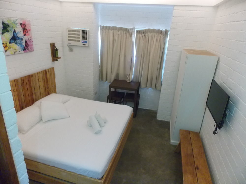Serviced Apartments By Eco Hotel Bohol Panglao Exterior photo