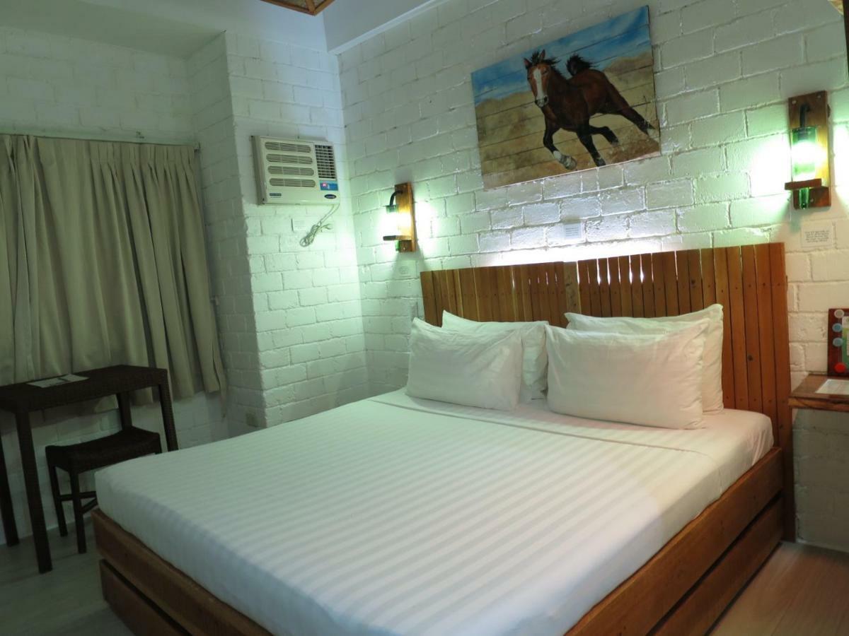 Serviced Apartments By Eco Hotel Bohol Panglao Exterior photo